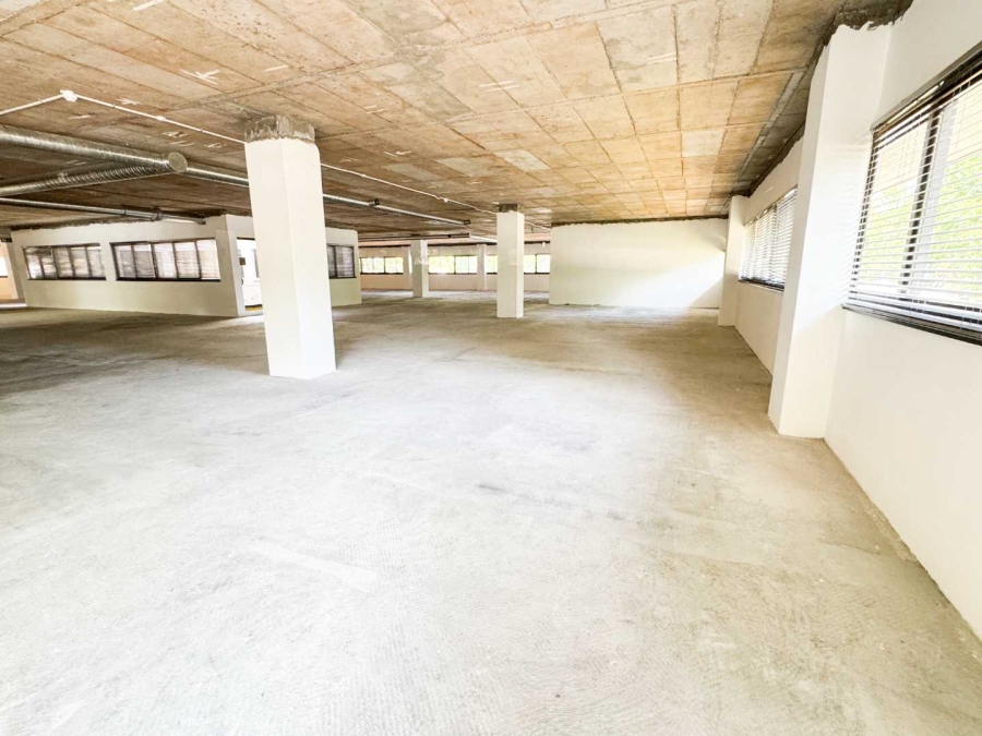 To Let Commercial Property for Rent in Mowbray Western Cape
